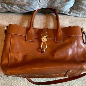Dooney & Bourke